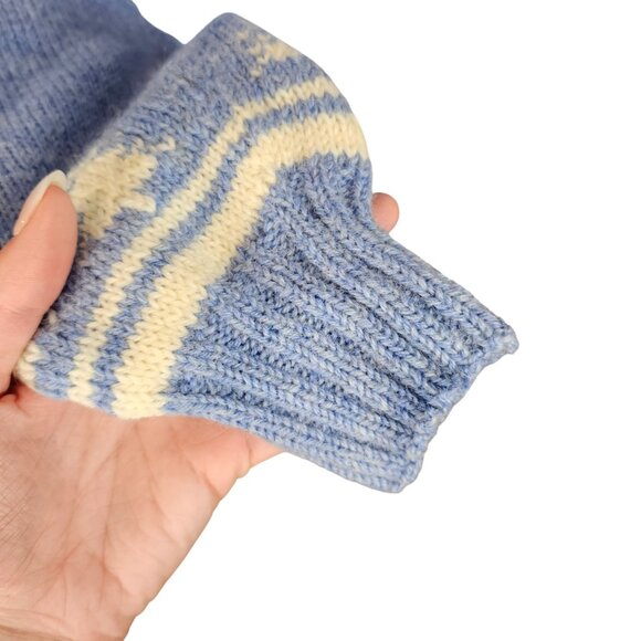 Vintage Light Blue and White Moose Holiday Sweater Sz L - Picture 2 of 8